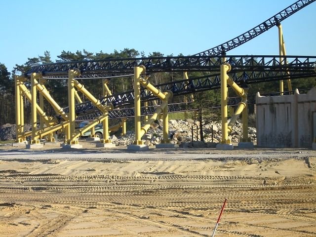 upic136180