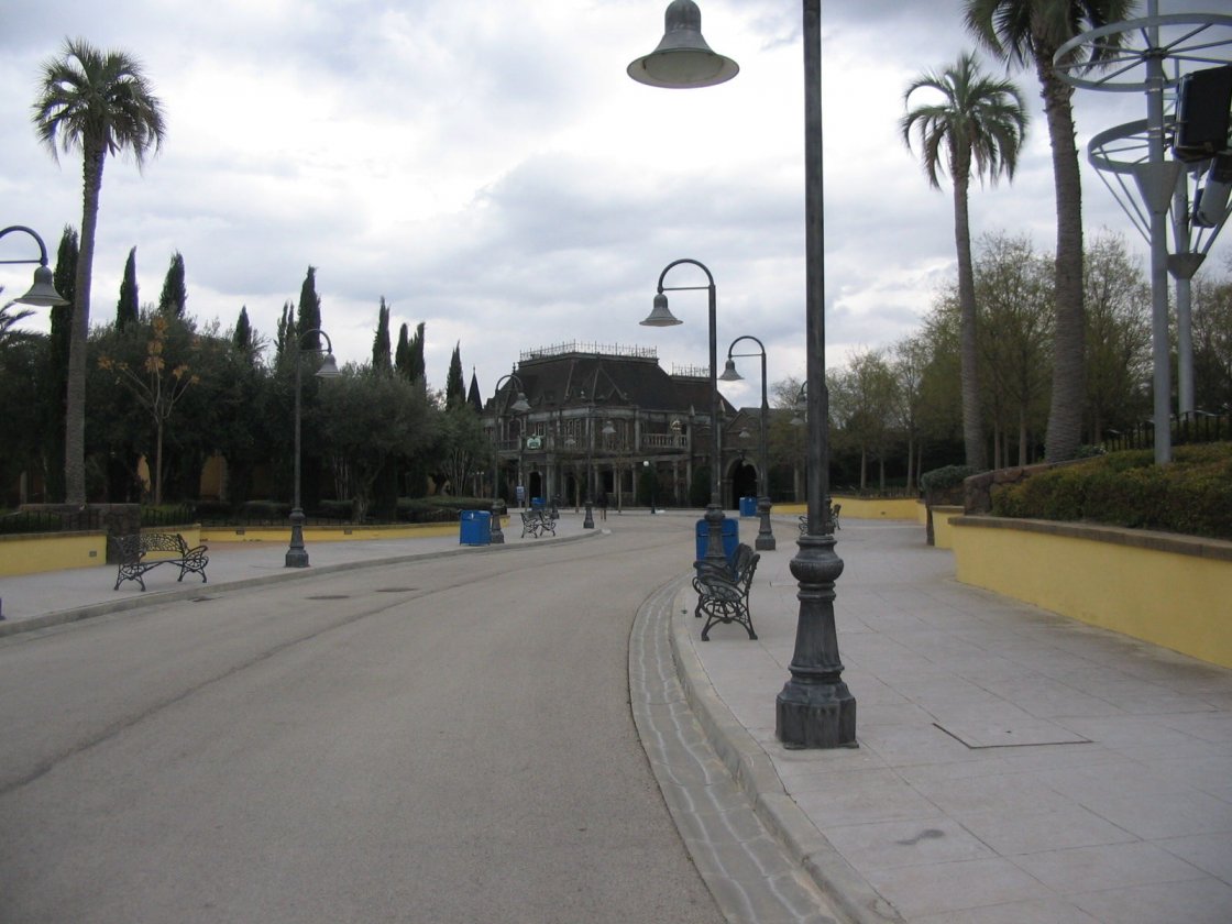 upic136880