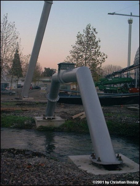 upic194697