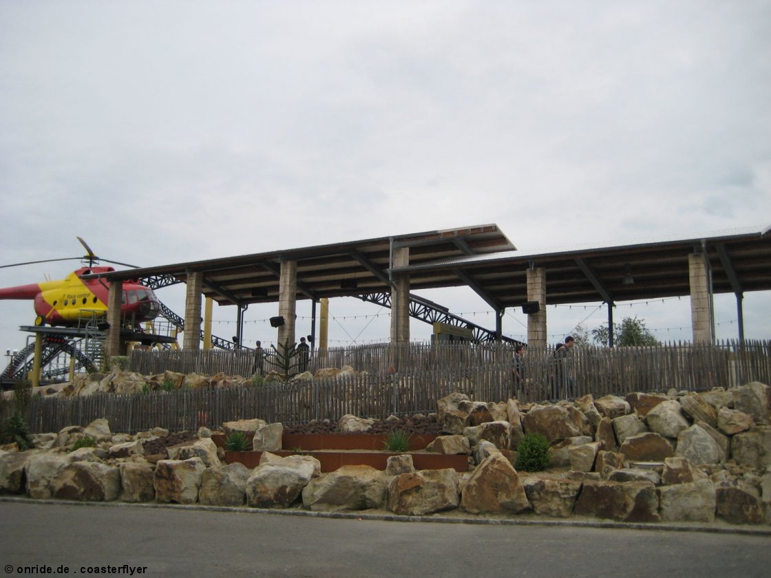 upic270781
