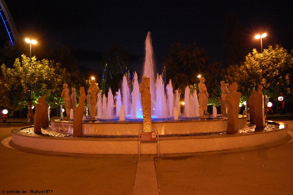 upic275472