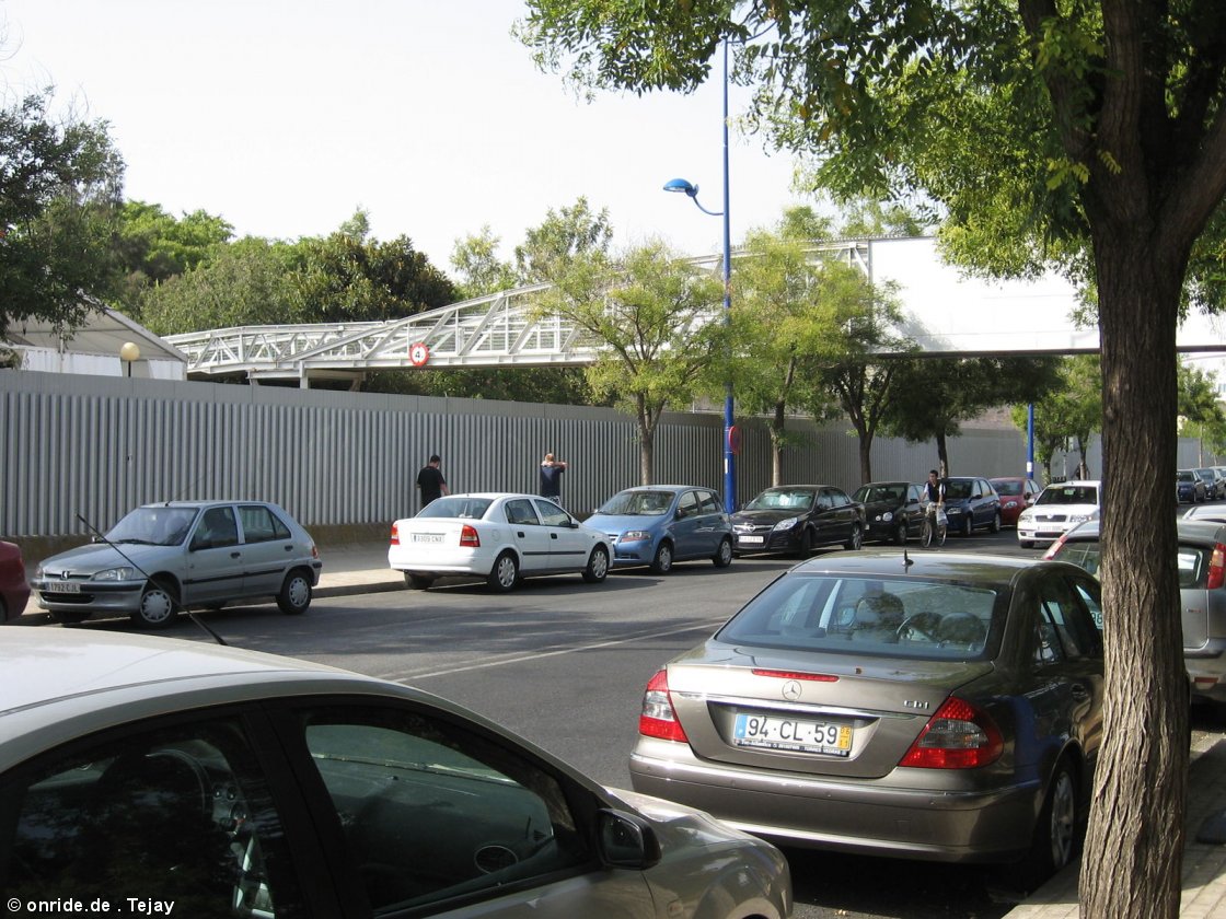 upic290992