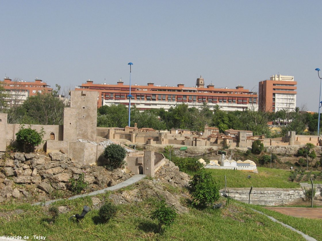 upic290996