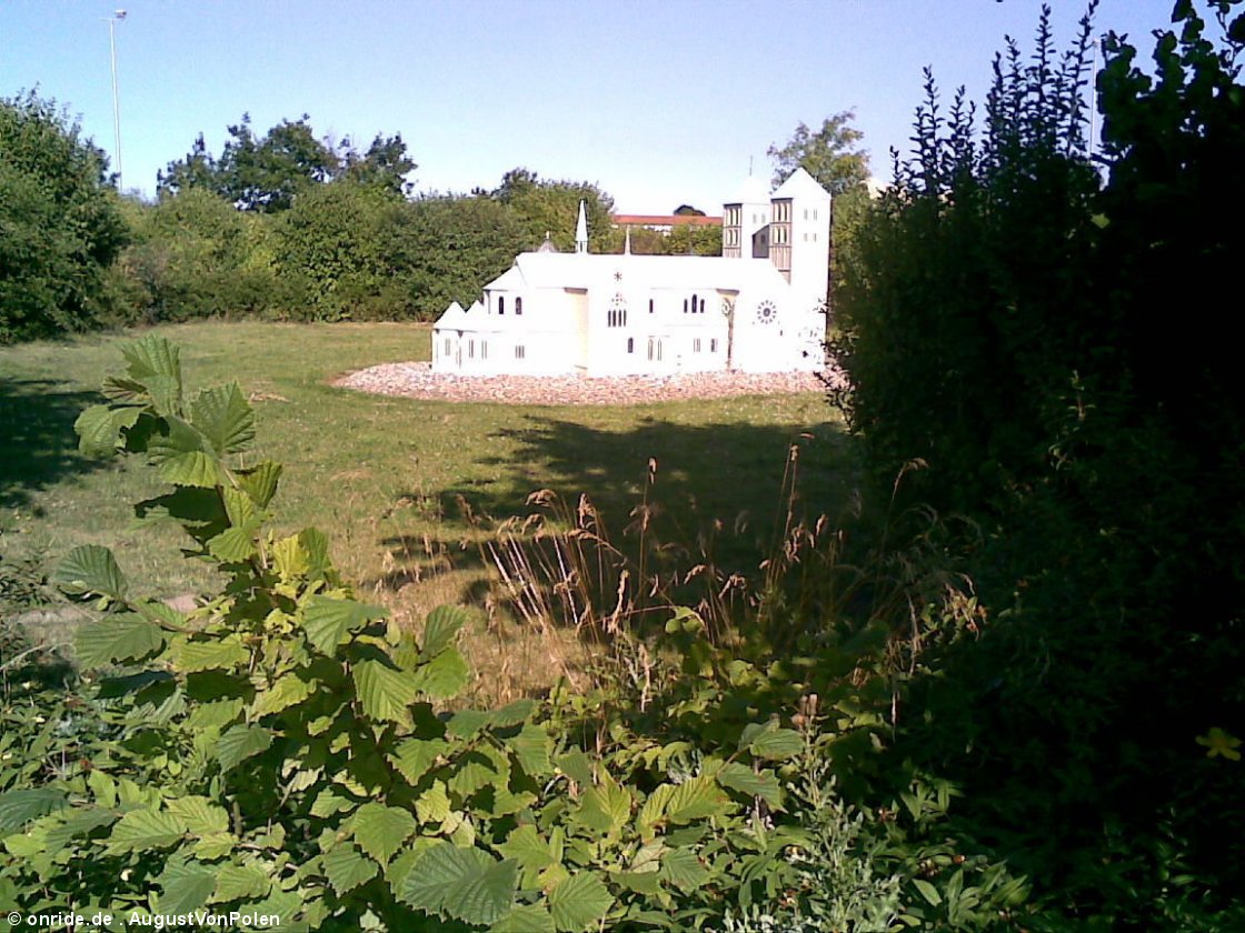 upic351218
