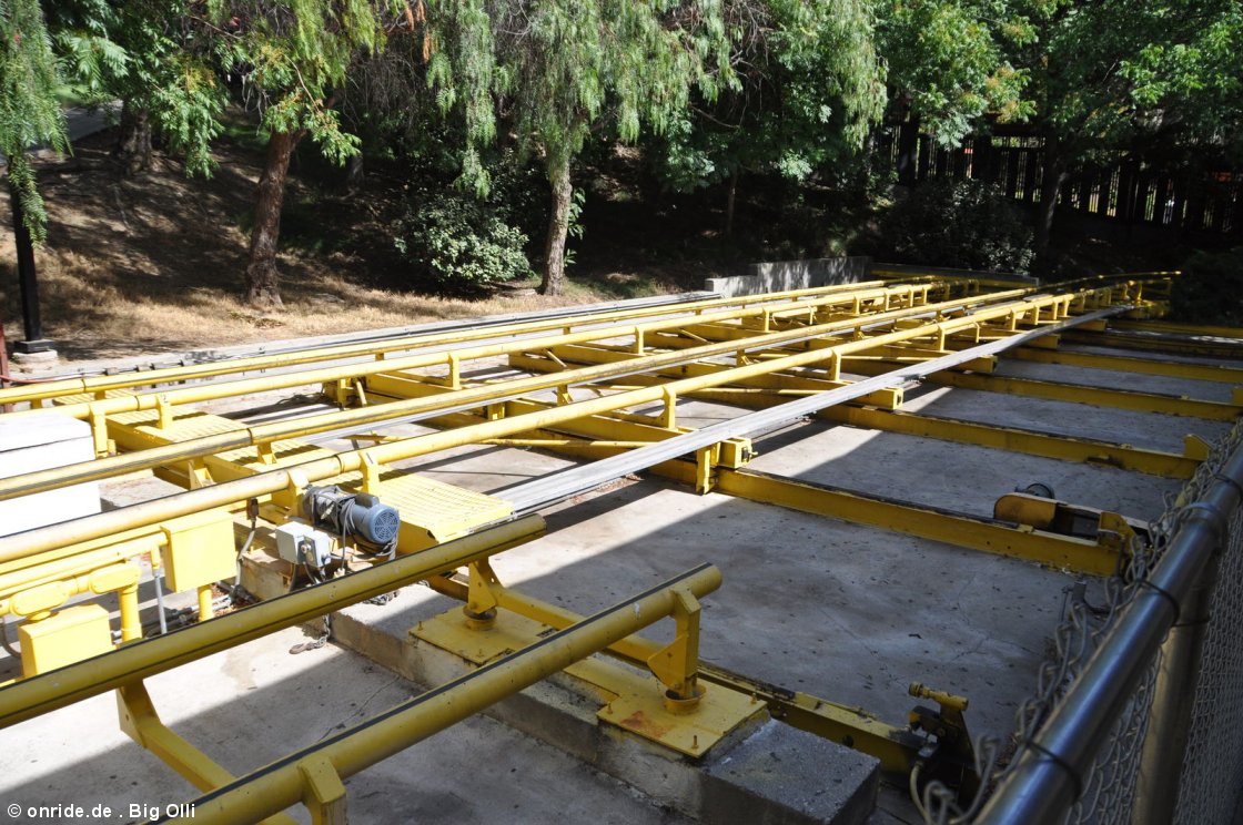 upic370244