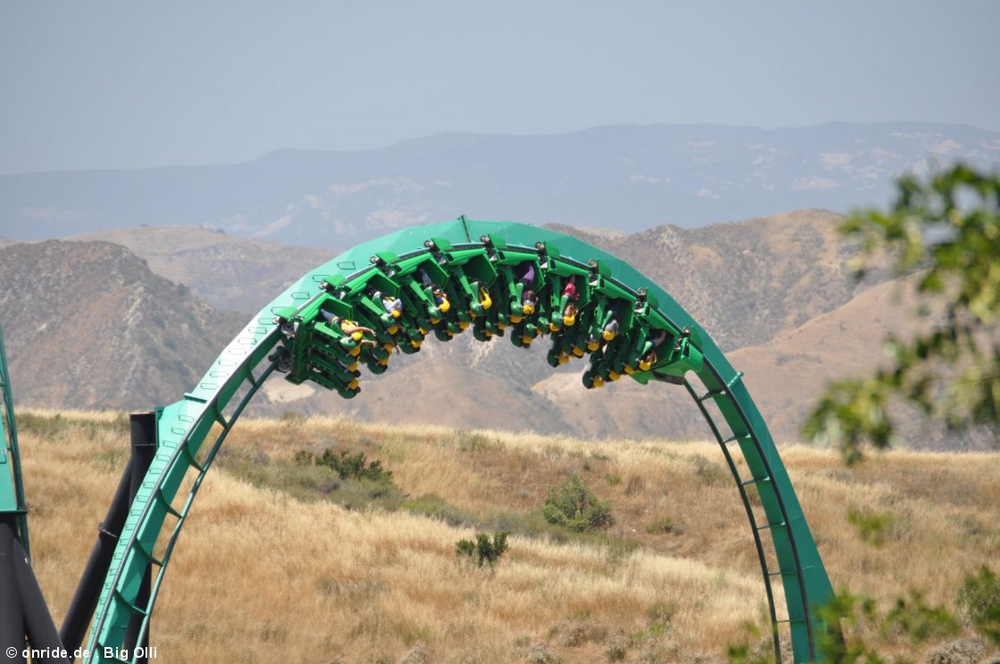 upic370678